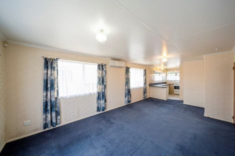 Photo of property in 19 Karamu Street, Strandon, New Plymouth, 4312