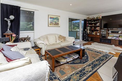 Photo of property in 71 Lauderdale Road, Birkdale, Auckland, 0626