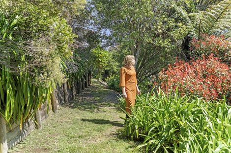 Photo of property in 9 Chatswood Grove, Fitzroy, New Plymouth, 4312