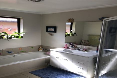 Photo of property in 11 The Palms, Rototuna, Hamilton, 3210