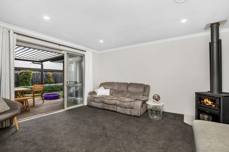 Photo of property in 4 Vivien Place, Patumahoe, Pukekohe, 2679