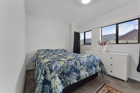 Photo of property in 15 Hanmer Place, Highbury, Palmerston North, 4412