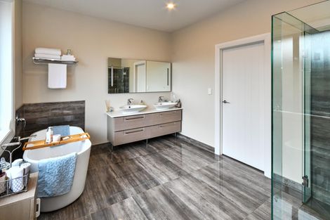 Photo of property in 430 Twilight Road, Brookby, Manurewa, 2576