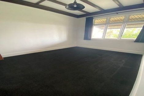 Photo of property in 38 Cameron Road, Bluff Hill, Napier, 4110