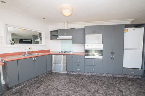 Photo of property in 83 Easther Crescent, Kew, Dunedin, 9012