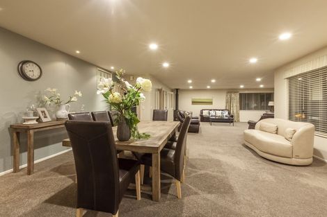 Photo of property in 17 Windsor Avenue, Waikanae, 5036