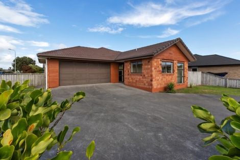 Photo of property in 1 Resolution Place, One Tree Point, 0118