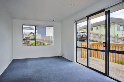 Photo of property in 20 Kells Place, Botany Downs, Auckland, 2010