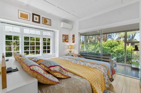 Photo of property in 319 Huia Road, Titirangi, Auckland, 0604