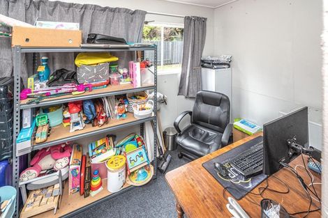 Photo of property in 28 Bristow Street, Saint Johns Hill, Whanganui, 4501