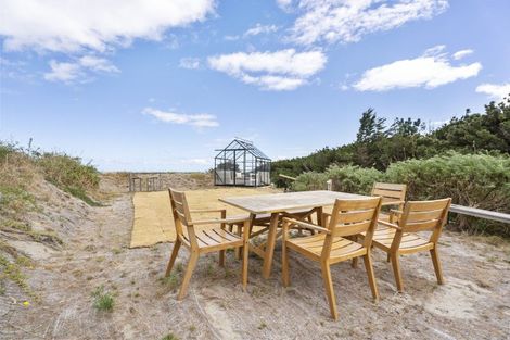 Photo of property in 8 Signal Street, Foxton Beach, Foxton, 4815