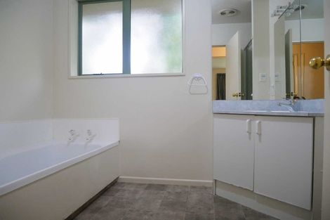 Photo of property in 263 Eastern Terrace, Sydenham, Christchurch, 8023