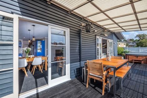 Photo of property in 32 Fairway Avenue, Red Beach, 0932