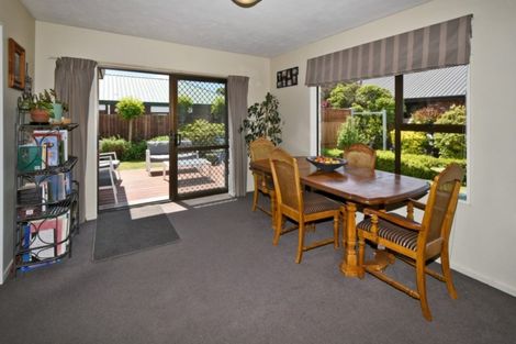 Photo of property in 34 Lowry Avenue, Redwood, Christchurch, 8051