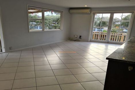 Photo of property in 54 Captain Scott Road, Glen Eden, Auckland, 0602