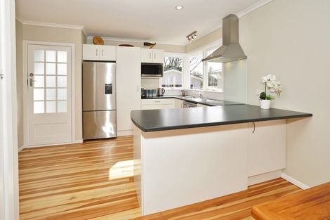 Photo of property in 33 Beech Crescent, Hillcrest, Hamilton, 3216