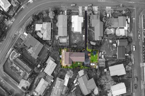 Photo of property in 28 Lachlan Drive, Dinsdale, Hamilton, 3204