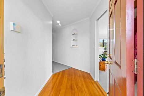 Photo of property in 9 Clearview Drive, Milson, Palmerston North, 4414