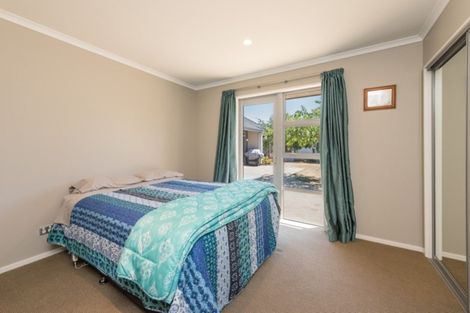 Photo of property in 15 Aratia Way, Richmond, 7020