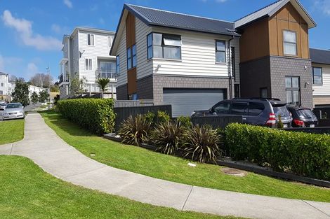 Photo of property in 2 Hirimate Place, Flat Bush, Auckland, 2019