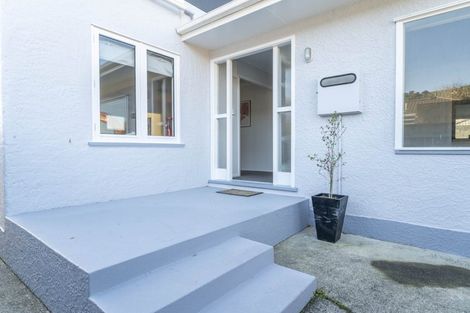 Photo of property in 7c Mclellan Street, Tawa, Wellington, 5028