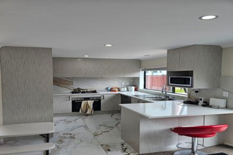 Photo of property in 83a Hutchinsons Road, Bucklands Beach, Auckland, 2014