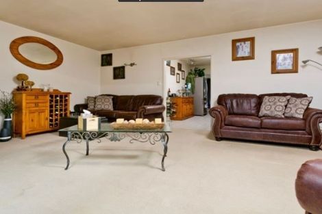 Photo of property in 11 Archers Road, Hillcrest, Auckland, 0629