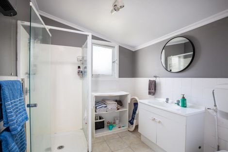 Photo of property in 52 Blake Street, Waitara, 4320