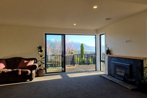 Photo of property in 27 Hastings Street, Kaikoura, 7300