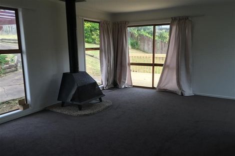 Photo of property in 23 Virgo Place, Glen Eden, Auckland, 0602