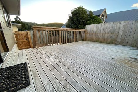 Photo of property in 2/11 Te Arawi Street, Takapuwahia, Porirua, 5022