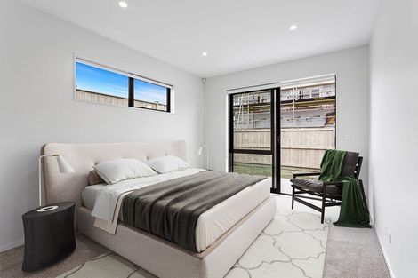 Photo of property in 98 Pepene Avenue, Takanini, 2112