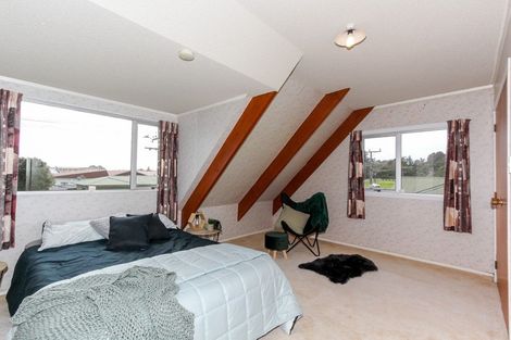 Photo of property in 7 Parris Street, Waitara, 4320