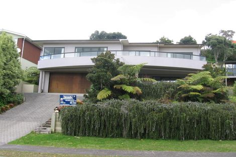 Photo of property in 215 Tukere Drive, Whangamata, 3620