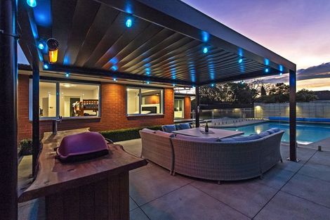 Photo of property in 25 Roydvale Avenue, Burnside, Christchurch, 8042