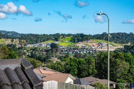 Photo of property in 47 Tiriwa Drive, Massey, Auckland, 0614