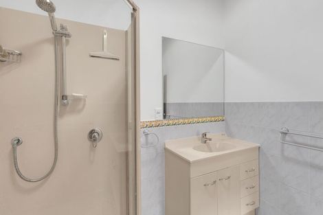 Photo of property in 13 Taipa View Road, Taipa, 0483