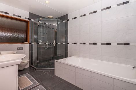 Photo of property in 158 Peel Street, Westport, 7825