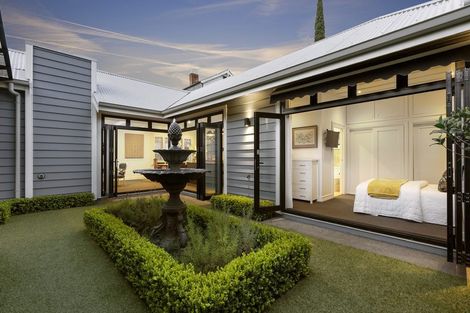 Photo of property in 12 Pompallier Terrace, Ponsonby, Auckland, 1011