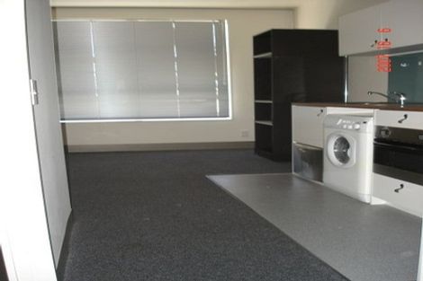 Photo of property in Urbane Apartments, 6/29 Webb Street, Mount Cook, Wellington, 6011
