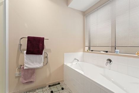 Photo of property in 32 Sanctuary Avenue, Ohope, 3121