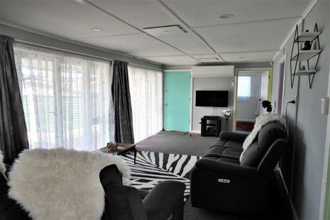 Photo of property in 66 Moana Crescent, Mangakino, 3421