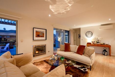 Photo of property in 4 Sunnyside Lane, Wanaka, 9305