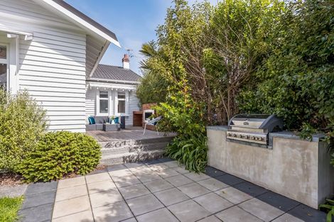 Photo of property in 18 Maire Street, Woburn, Lower Hutt, 5010