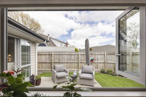 Photo of property in 4 Montgomery Terrace, Hokowhitu, Palmerston North, 4410