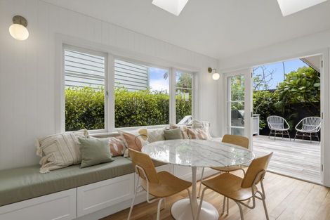 Photo of property in 18 Kitchener Road, Takapuna, Auckland, 0620