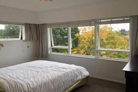 Photo of property in 38 Marlborough Avenue, Glenfield, Auckland, 0629