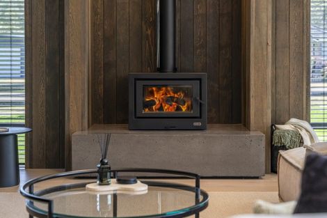 Photo of property in 14 Pukeko Way, Kinloch, Taupo, 3377