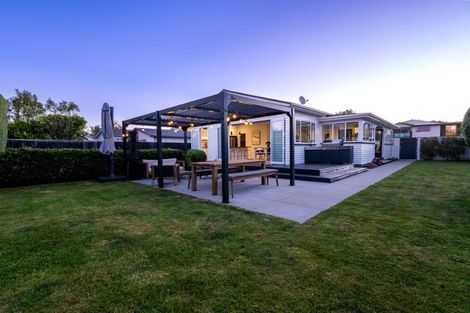 Photo of property in 30 Windermere Road, Papanui, Christchurch, 8053