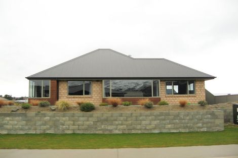 Photo of property in 2 Elizabeth Place, Clyde, 9330